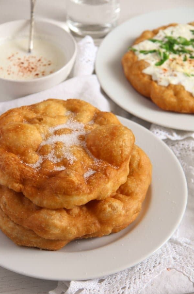 🫓 Lángos – Hungarian Fried Flatbread 🇭🇺 Capture d’écran 2025-04-24 203304
